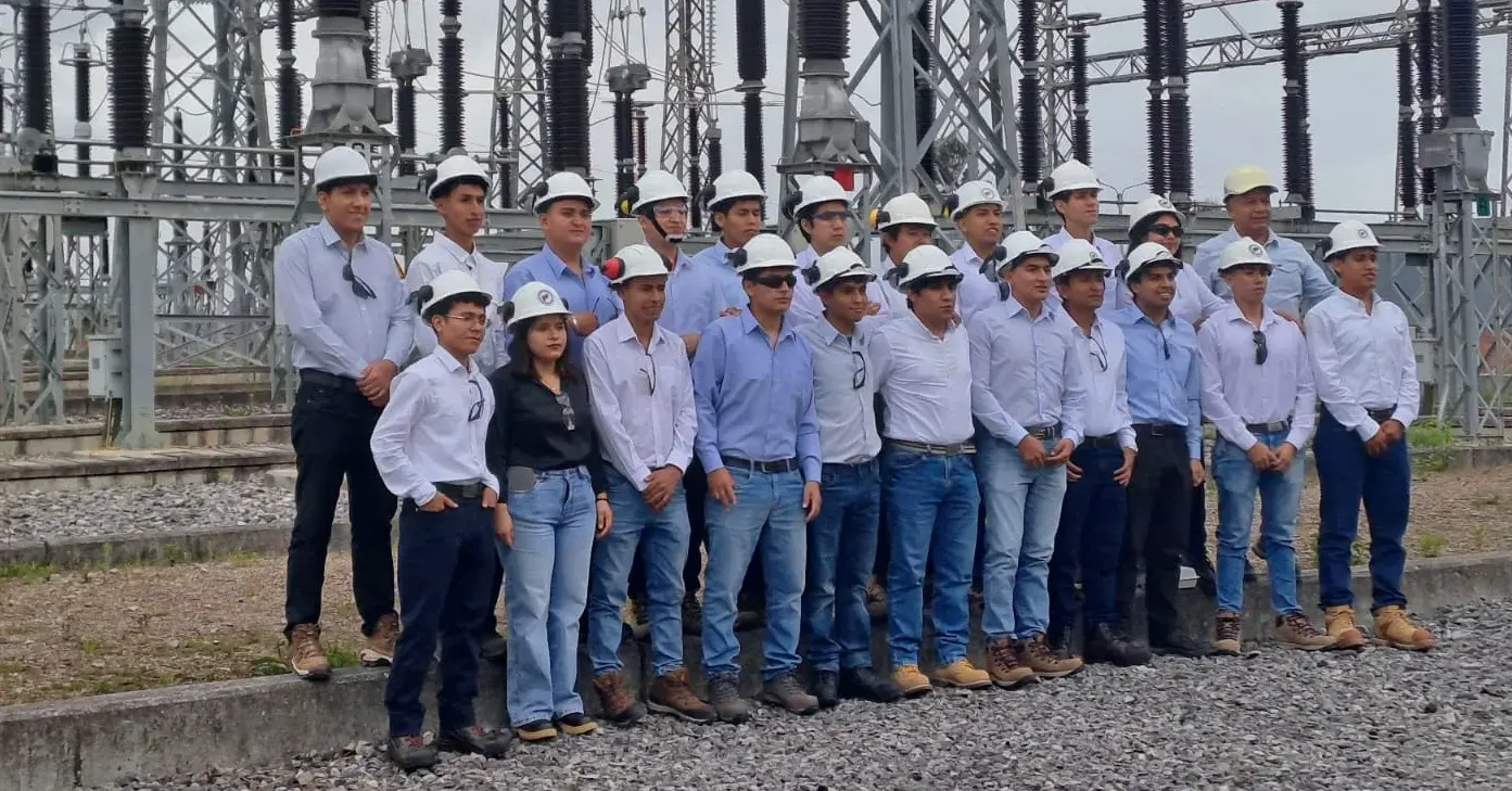 Fortaleciendo el conocimiento técnico y compromiso social